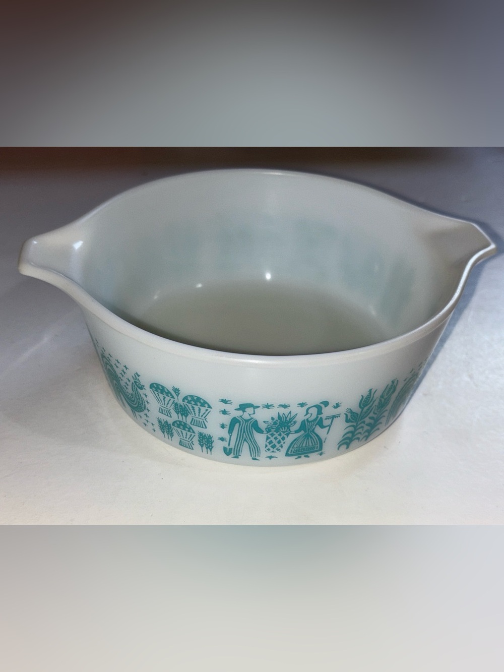 VTG MCM PYREX BUTTERPRINT 472 1 1/2 PT AMISH TURQUOISE CASSEROLE DISH NO LID